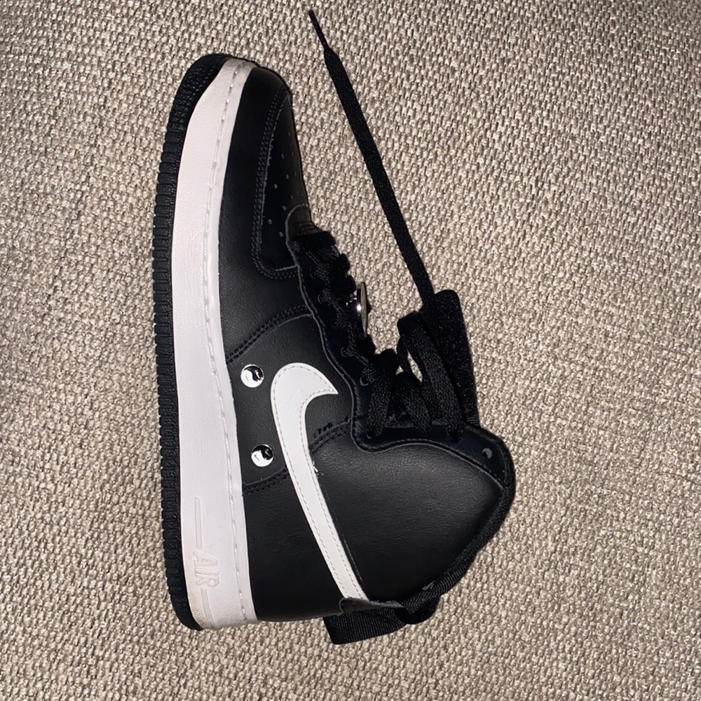 Nike Air Force-Boys Excellent Condition